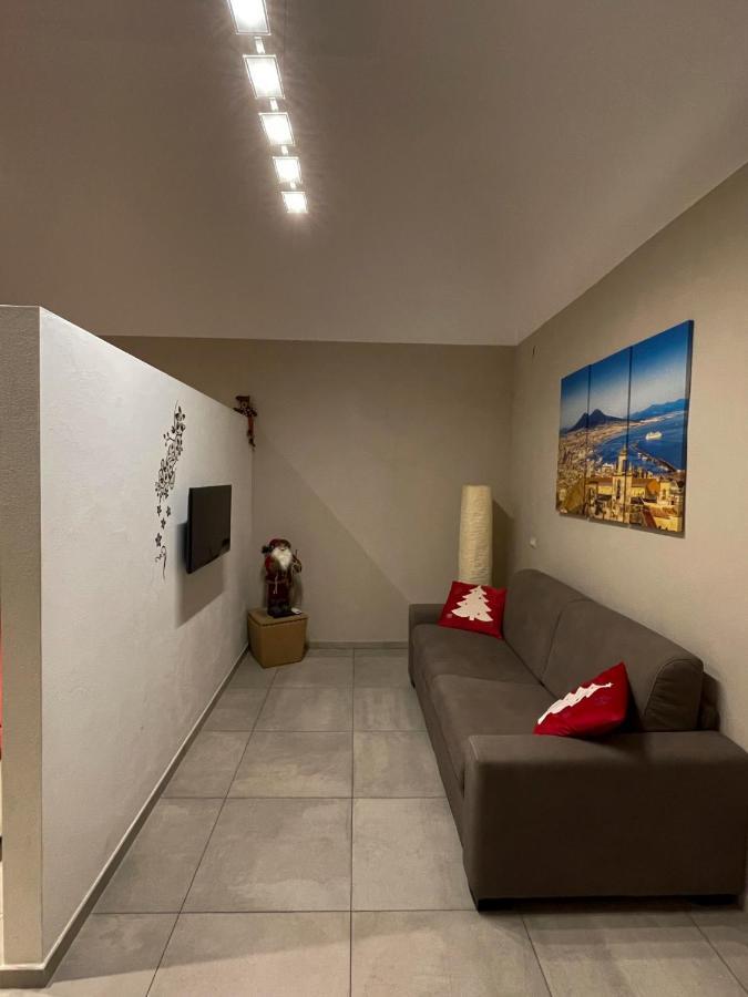شقة Portamedina House نابولي المظهر الخارجي الصورة