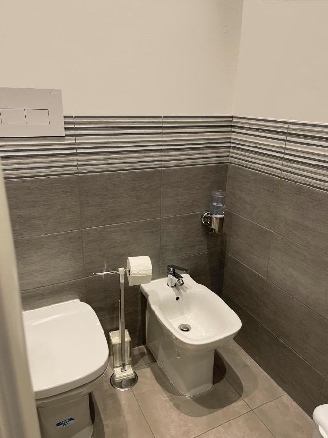 شقة Portamedina House نابولي المظهر الخارجي الصورة