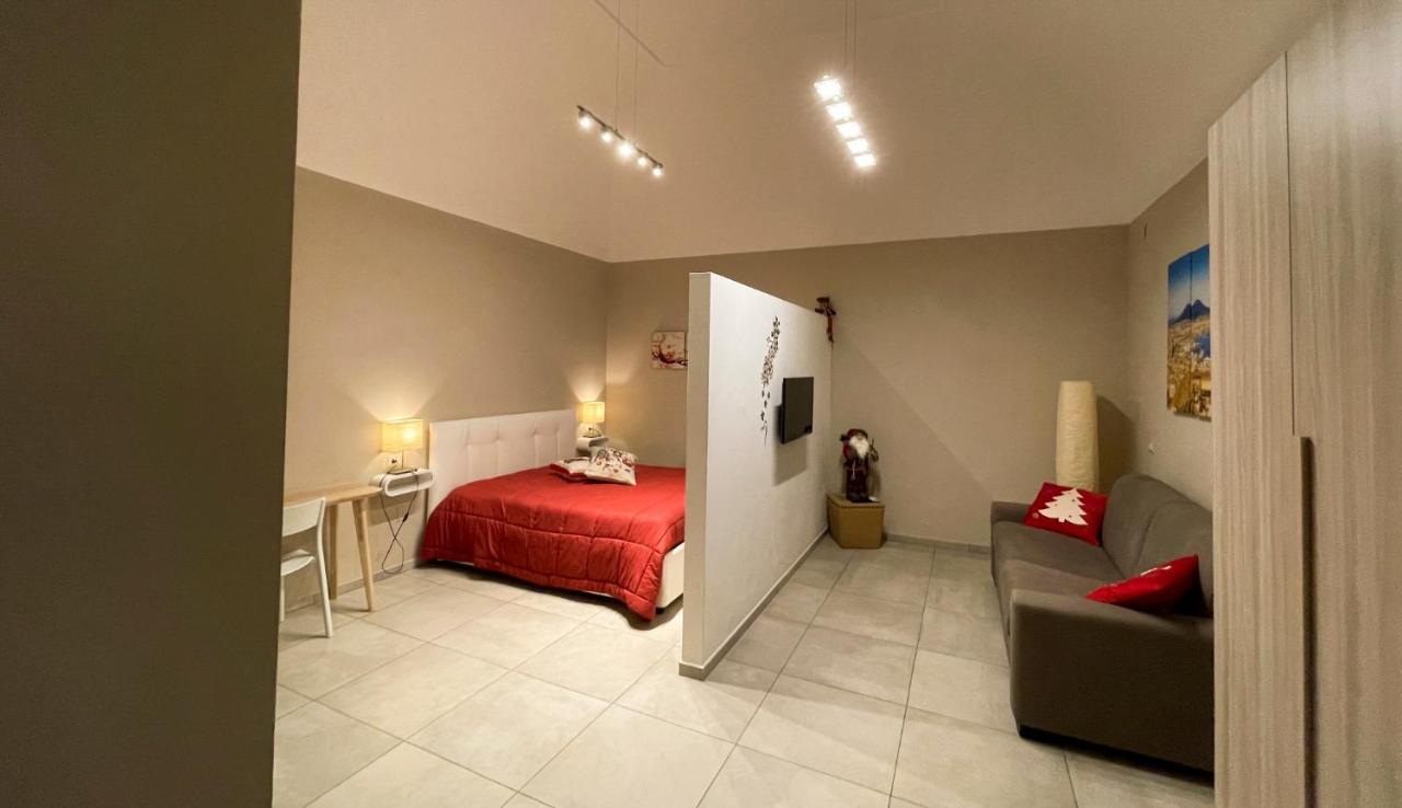 شقة Portamedina House نابولي المظهر الخارجي الصورة